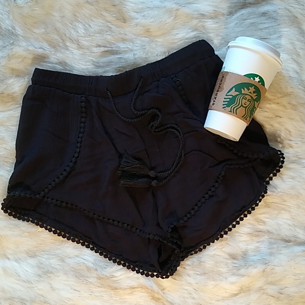 H&M Flowy Shorts